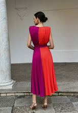 Load image into Gallery viewer, Maya Two Tone Dress
