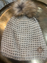 Load image into Gallery viewer, Priya Bobble Hat
