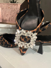 Load image into Gallery viewer, Elise Leopard Kitten Heel
