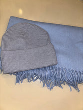 Load image into Gallery viewer, Lara Cosy Hat and Scarf Set
