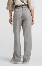 Load image into Gallery viewer, Yasmine Check Trouser
